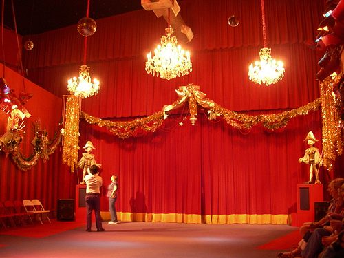 Théâtre de marionnettes — Wikipédia