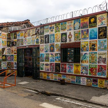 La linterna Facade