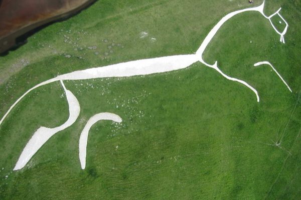 Though many forms of geoglyphs have existed in England for millennia, horses became the country's most prominent choice of hillside chalk carvings.