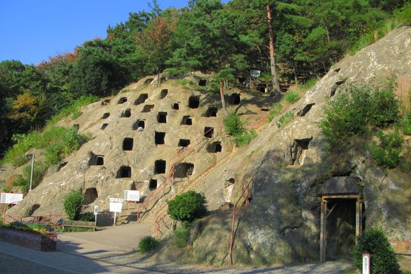 The Hundred Caves of Yoshimi