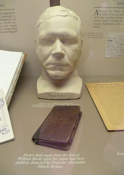 William Burke's death mask and the wallet bound in his skin are still on display at the Surgeons' Hall Museum.