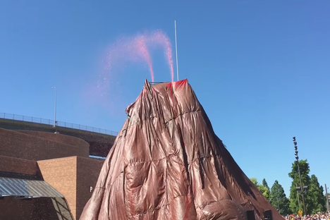 Oregon Made (Probably) the World's Biggest Baking-Soda-and-Vinegar Volcano