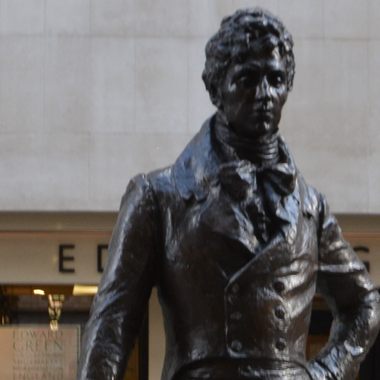 Beau Brummell statue.