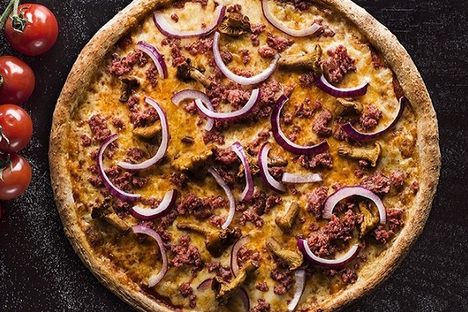 Pizza Berlusconi
