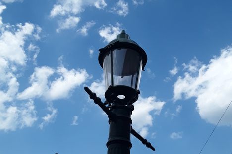 Lamp 1 on Stewart Rd