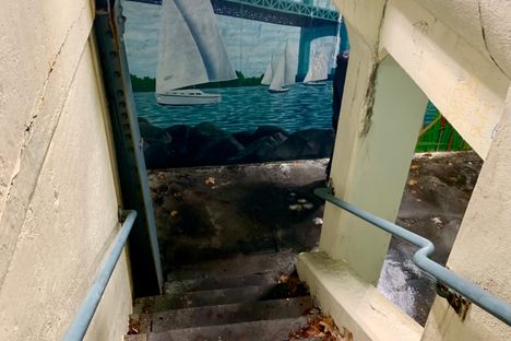 Ben Franklin Bridge Pedestrian Tunnel Mural