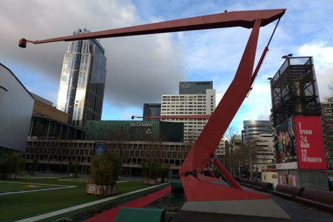 Schouwburgplein Kinetic Lamp Posts