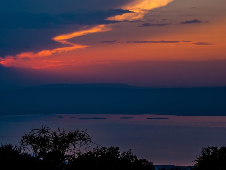 Lake Ihema at sunrise