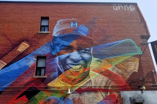 A mural of Jackie Robinson can be found near Boulevard Saint-Laurent.