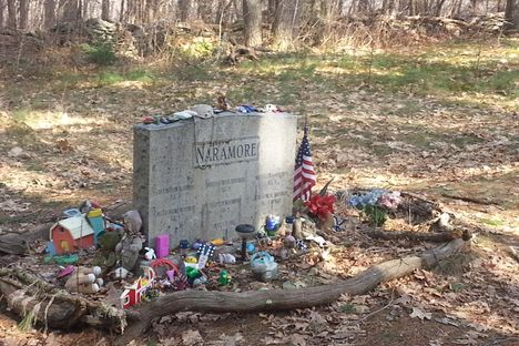 Naramore grave