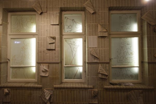 The museum has exhibits honoring the work of the legends of cinema. 