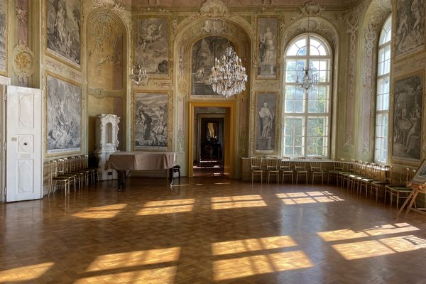 Main hall inside the Ráday Palace