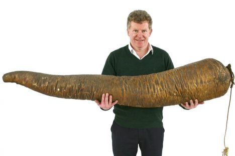 Sworders specialist Mark Wilkinson with the exceedingly rare offering.