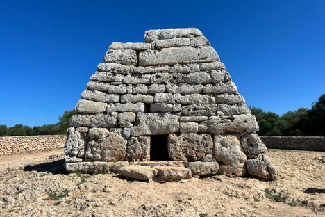 Naveta des Tudons