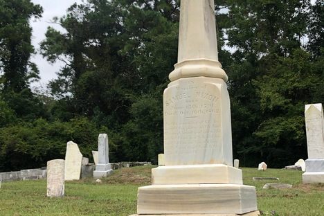 Pine Forest Cemetery 