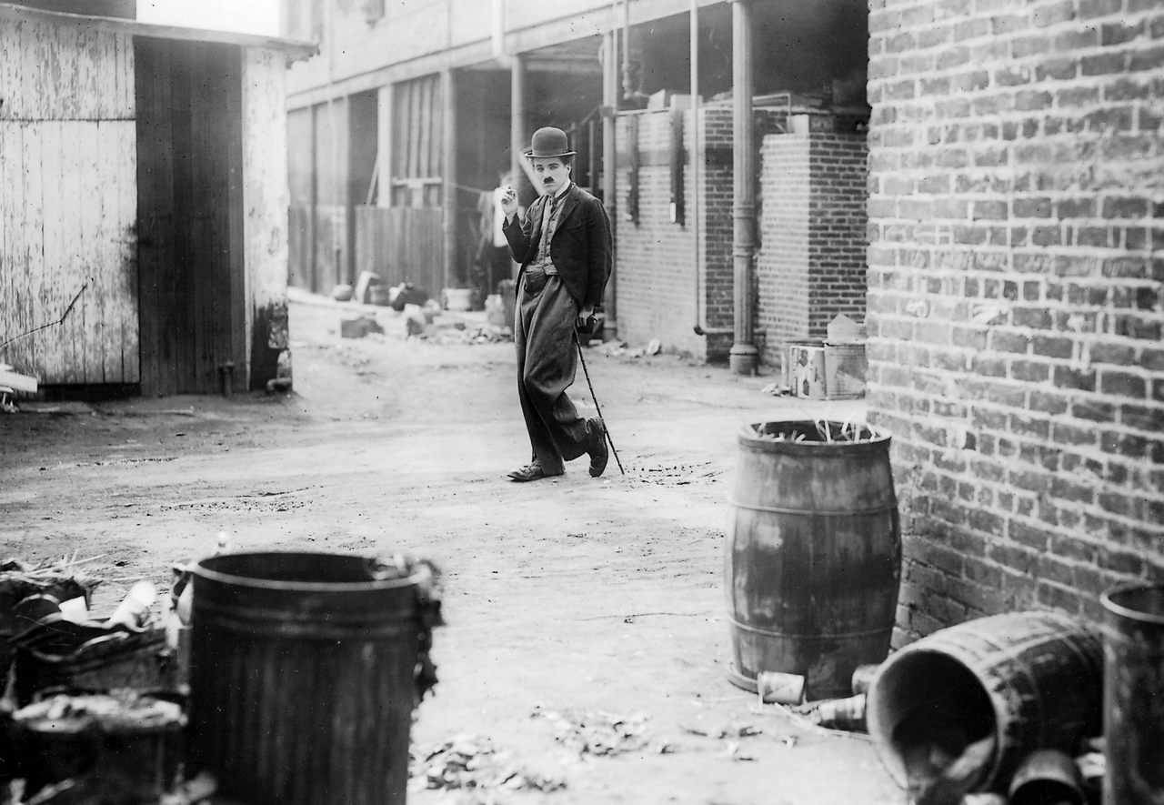Charlie Chaplin filmed part of <em>The Kid</em> in one section of the alley.
