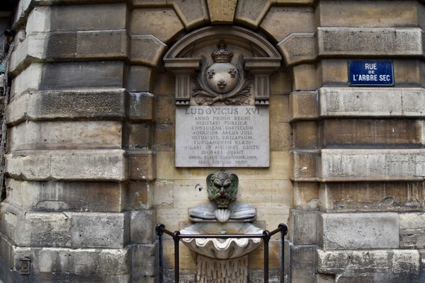 Fontaine de la Croix-du-Trahoir.