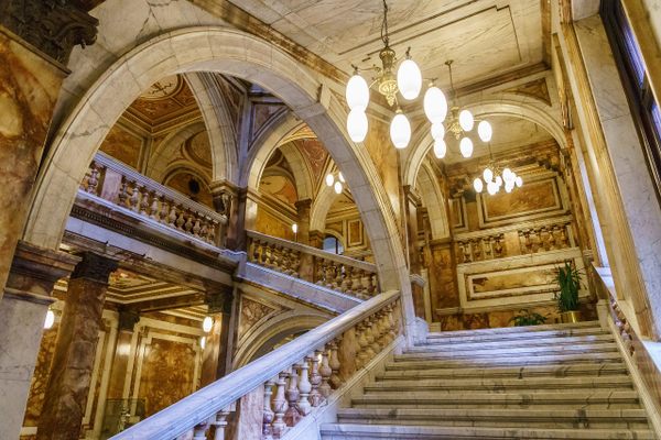 Glasgow City Chambers Carrara marble staircase.