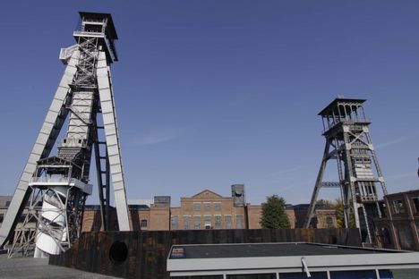C-Mine towers