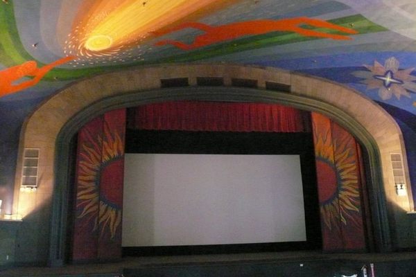 Screen and ceiling of the theater.