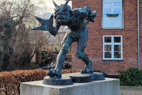 'Trold, der vejrer kristenblod' ('Troll, which Sniffs Out Christian Blood')
