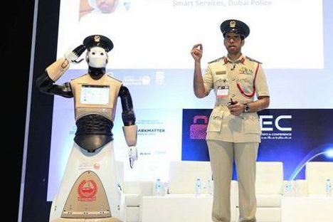 That's "robot cop," not "robocop."
