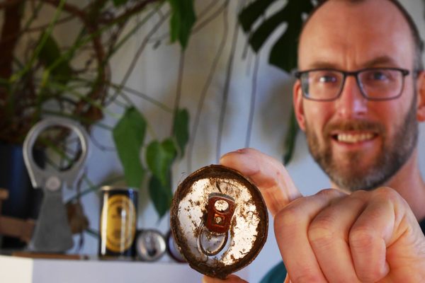 Jobbe Wijnen, a contemporary archaeologist in the Netherlands, is a pull-tab connoisseur. 