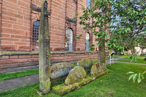 The Giant's Grave.