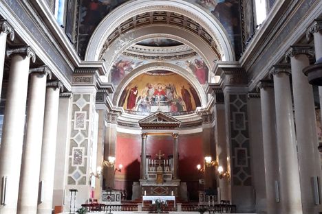 Nave of the church.