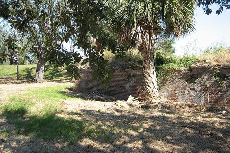 The ruins of the fort.