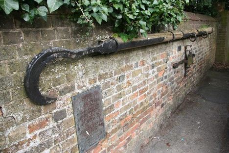 The Ivinghoe Fire Hook