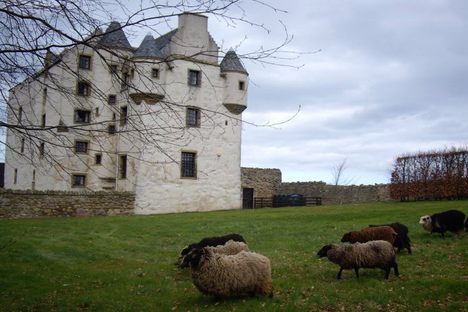 Fa'side Castle