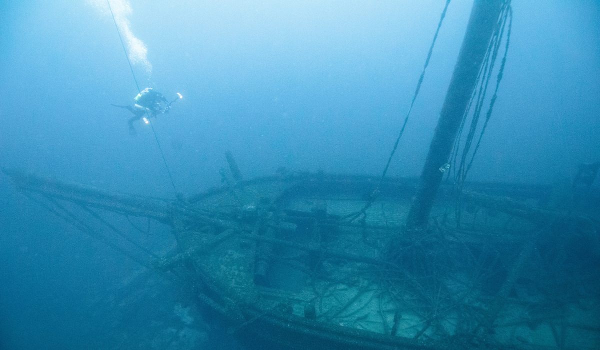 <em>Typo</em>, which sank in northern Lake Huron in 1899, is a popular wreck in the Thunder Bay National Marine Sanctuary, and one of more than 6,000 ships claimed by the Great Lakes. 
