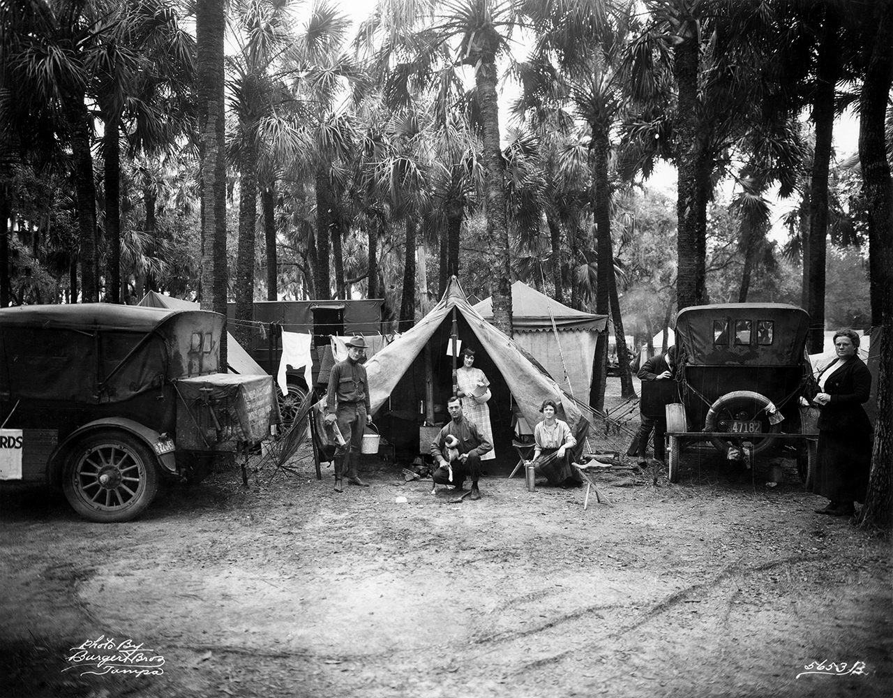 Early RV campers pose for a photo on Christmas Day, 1920, in Desoto Park, Florida—about a year after the first Tin Can Tourists’ assembly. The group’s ethos—an incongruous mixture of escapism and orderliness—inspired American auto campers to load up their Model Ts and drive along freshly paved roads, searching for scenic spots to camp.