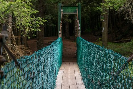 Clarendon Gorge Bridge from north end