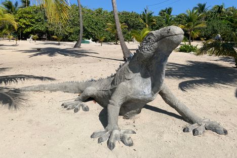 Davinoff's Concrete Sculpture Garden