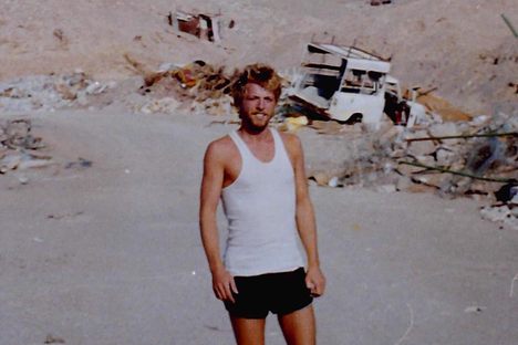 Broke and barefoot in the desert near Eilat, not long before the Masada bus ride.