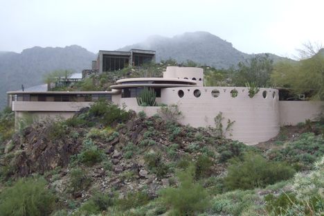 The Lykes House, nestled in the mountains of Phoenix, Arizona.