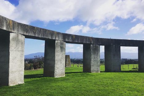 Stonehenge Aotearoa.