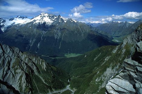 A Hiker Was Found in a New Zealand Hut After Going Missing for a Month