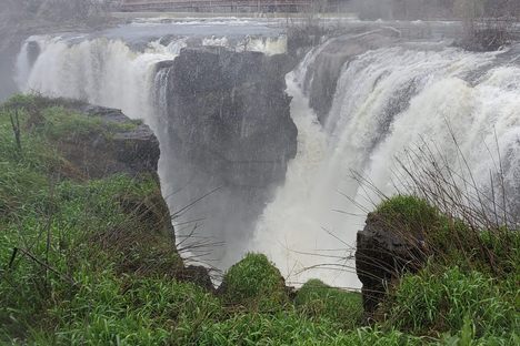 The view from standing just across from the falls edge.