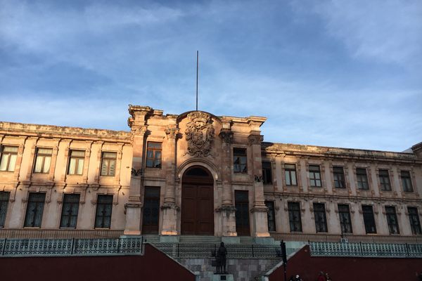 Benemérita y Centenaria Escuela Normal Oficial de Guanajuato.