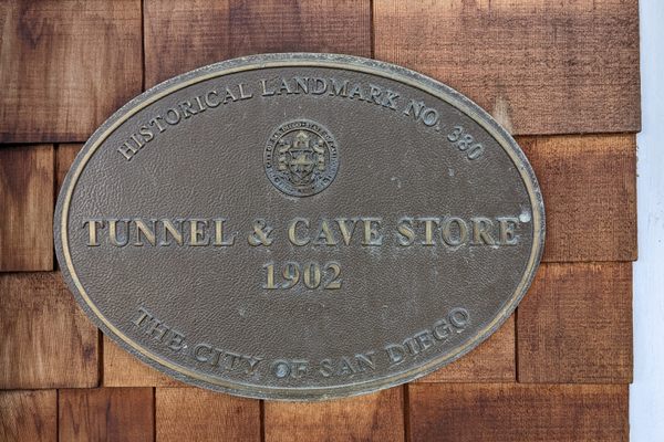 Tunnel & Cave Store historical plaque