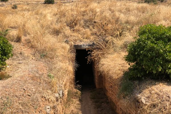 Underground walkway to the entrance.
