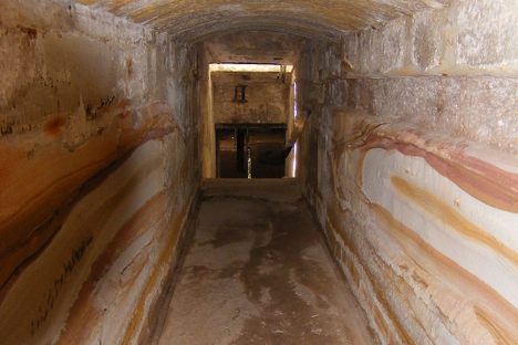 Beehive Casemate sandstone tunnels