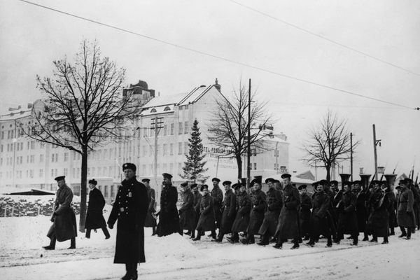 Russian troops march through Viipuri, Finland (now Vyborg, Russia) in 1939.