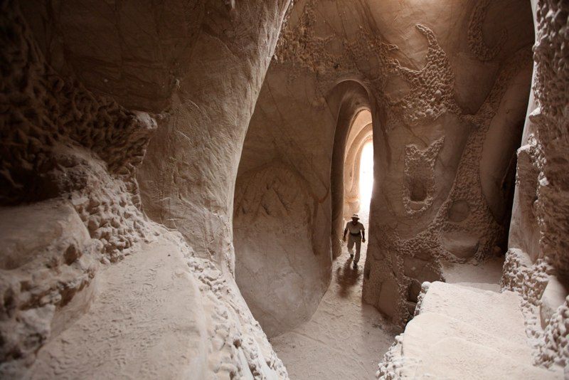 Ra Paulette's Hand-Carved Caves