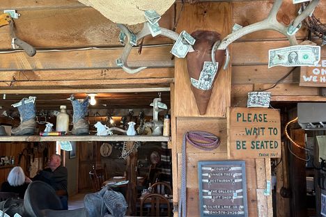 An Oregon Guide to Roadside Eateries