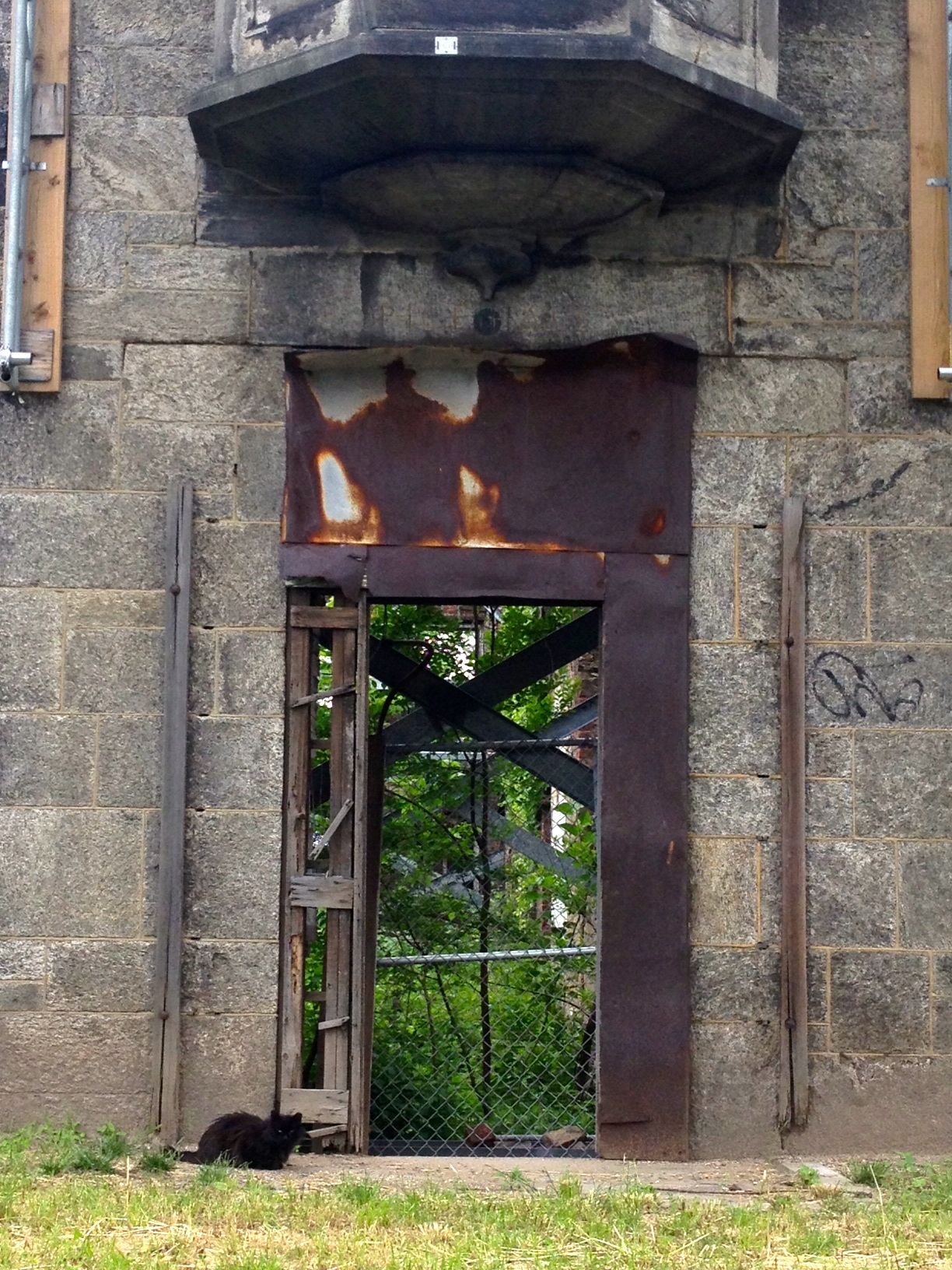 Roosevelt Island Smallpox Hospital - Atlas Obscura