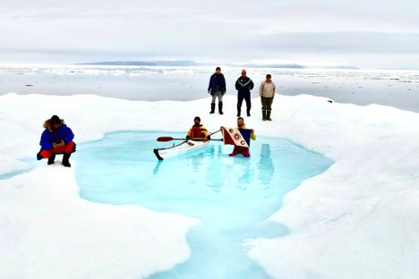 Field team: Argiunnquaq Qaernagag Otto Simigaq Saki Daorana Wesley Archer Emiliano Ruprah, Mahiautsiaq Eipe